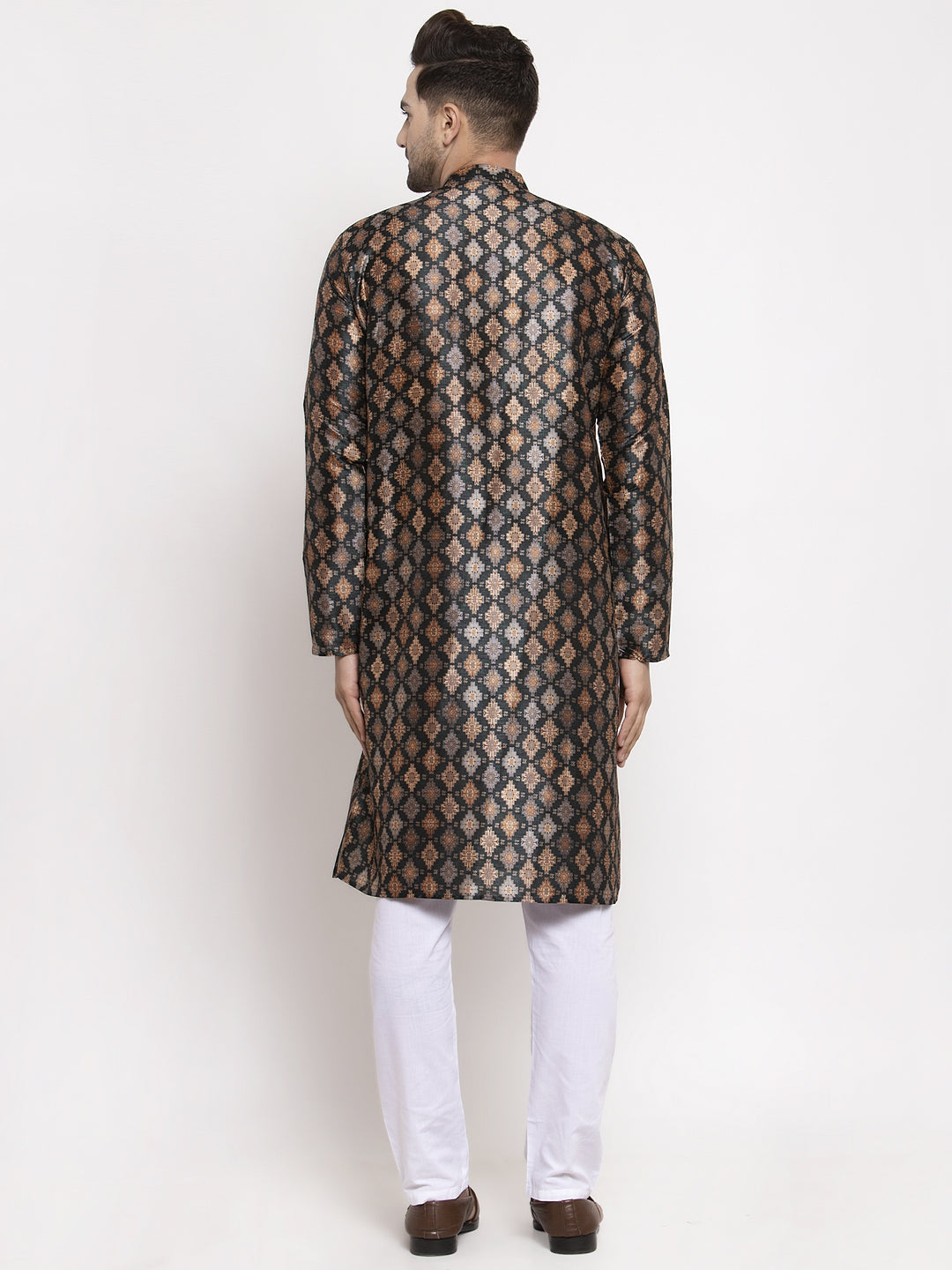 Jompers Men Black Printed Kurta with Pyjamas