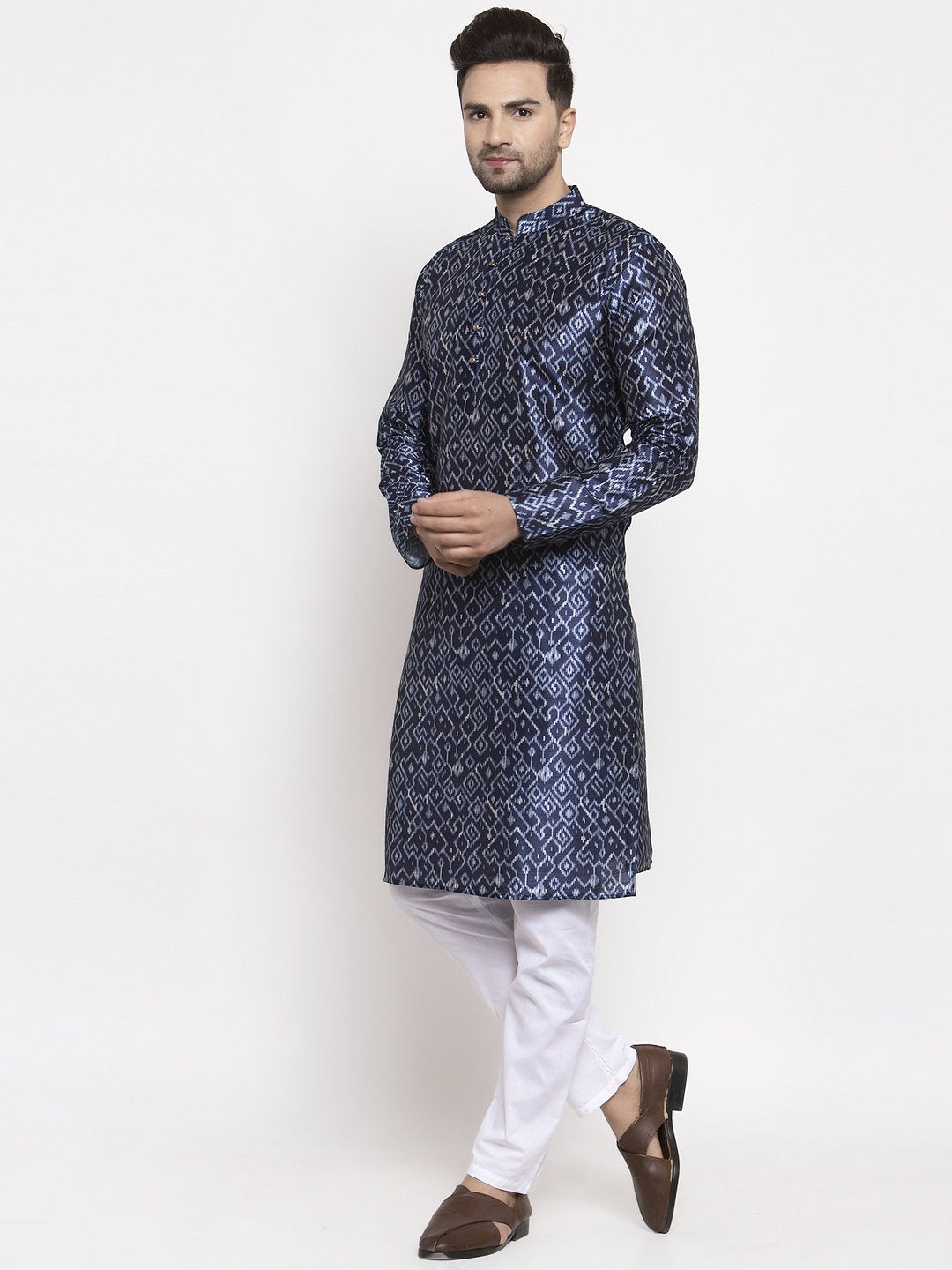 Jompers Men Navy Blue & White Printed Kurta Only