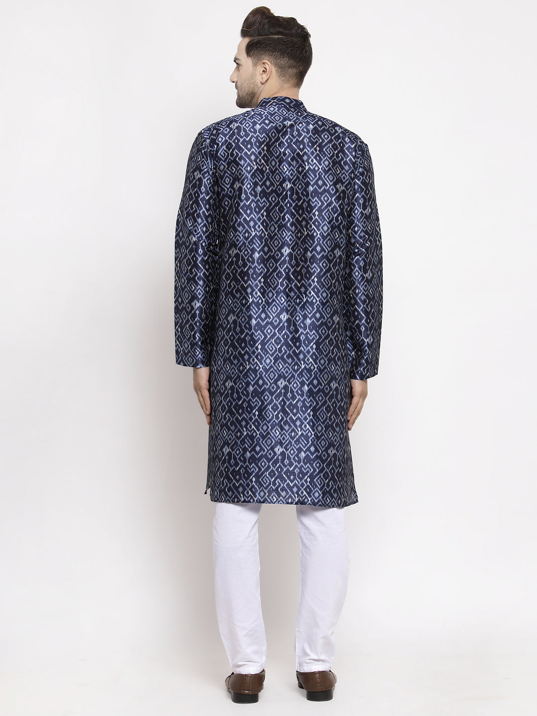 Jompers Men Navy Blue & White Printed Kurta with Pyjamas