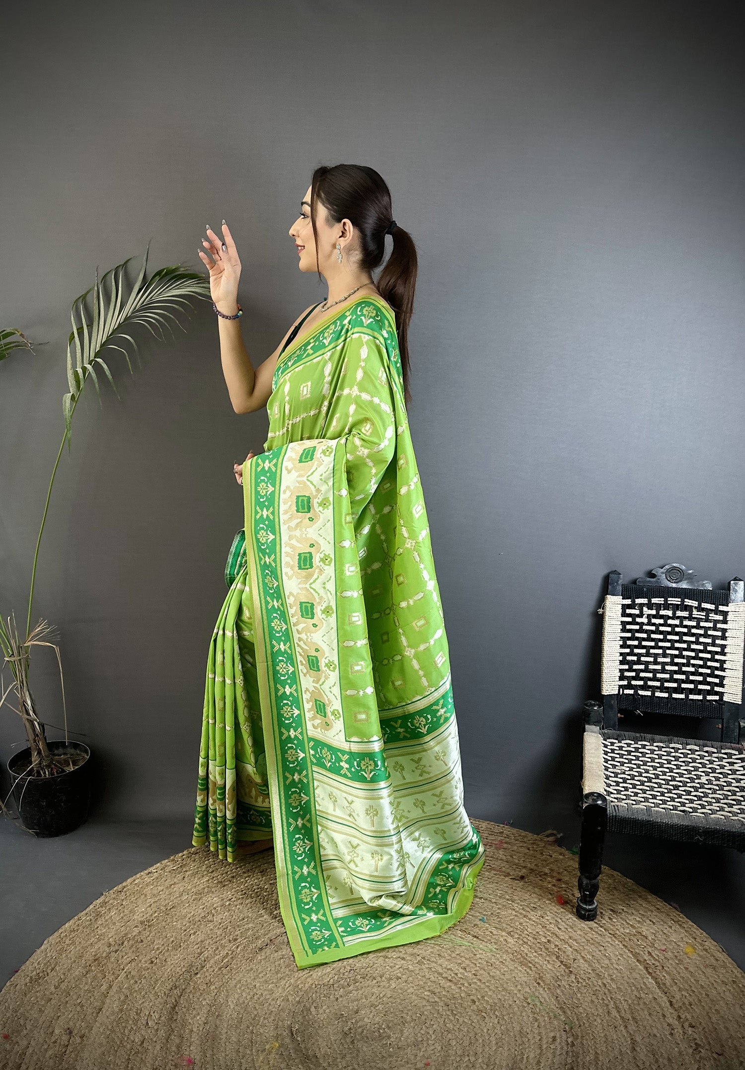 Joban Fashion Pear Green Banarasi Silk Motifs Inspired By Nature Saree
