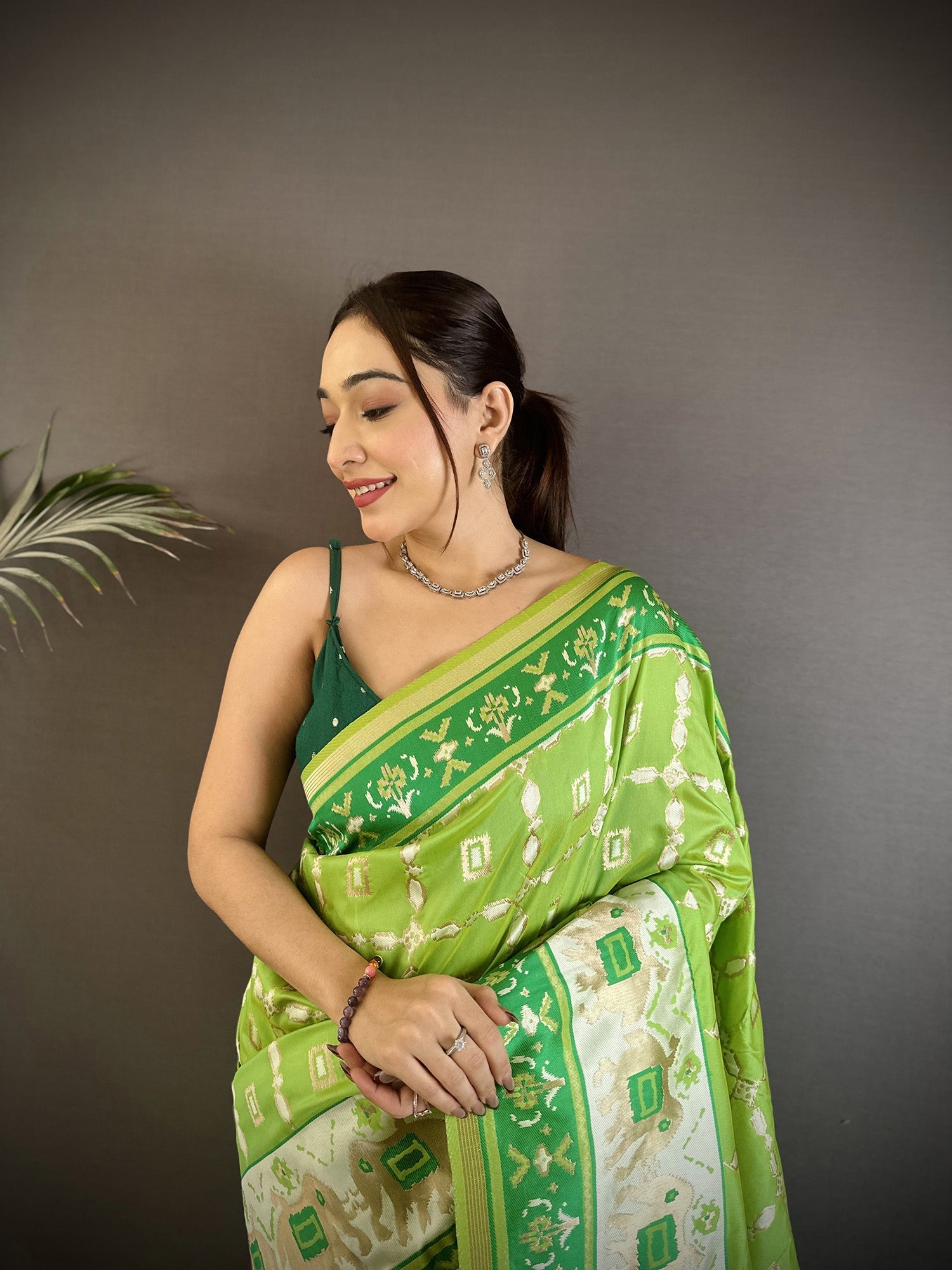 Joban Fashion Pear Green Banarasi Silk Motifs Inspired By Nature Saree