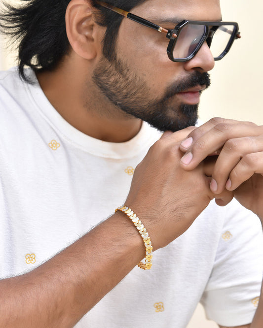 Jewels Nest Stylish Two-Tone Gold-Polished Bracelet Jewels Nest