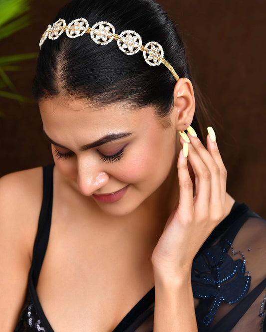 Jewels Nest Gold-Plated Kundan-Style Floral Hairband with Pearl Bead Accents 