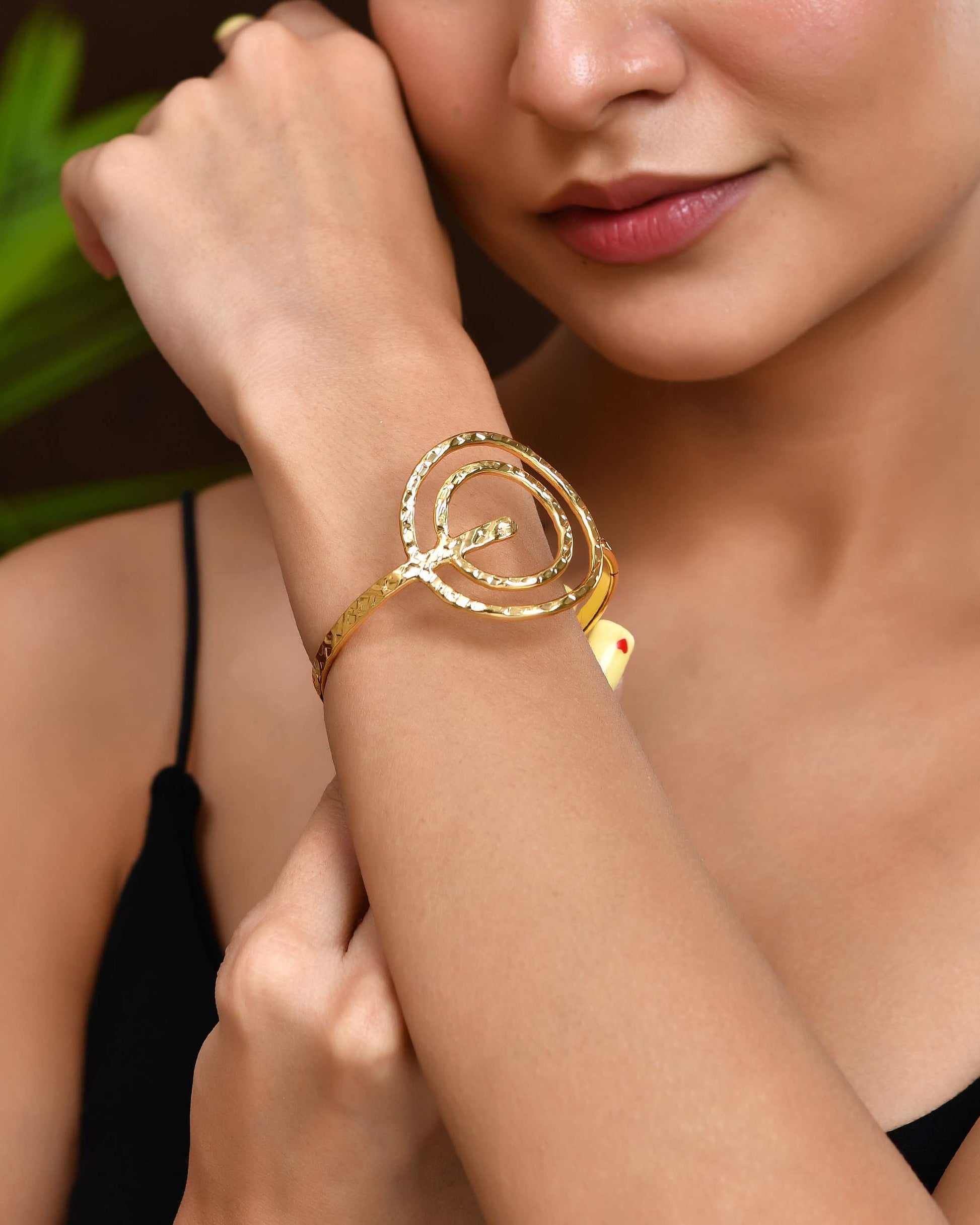 Jewels Nest Contemporary Wave Design Gold Open Cuff Bracelet 