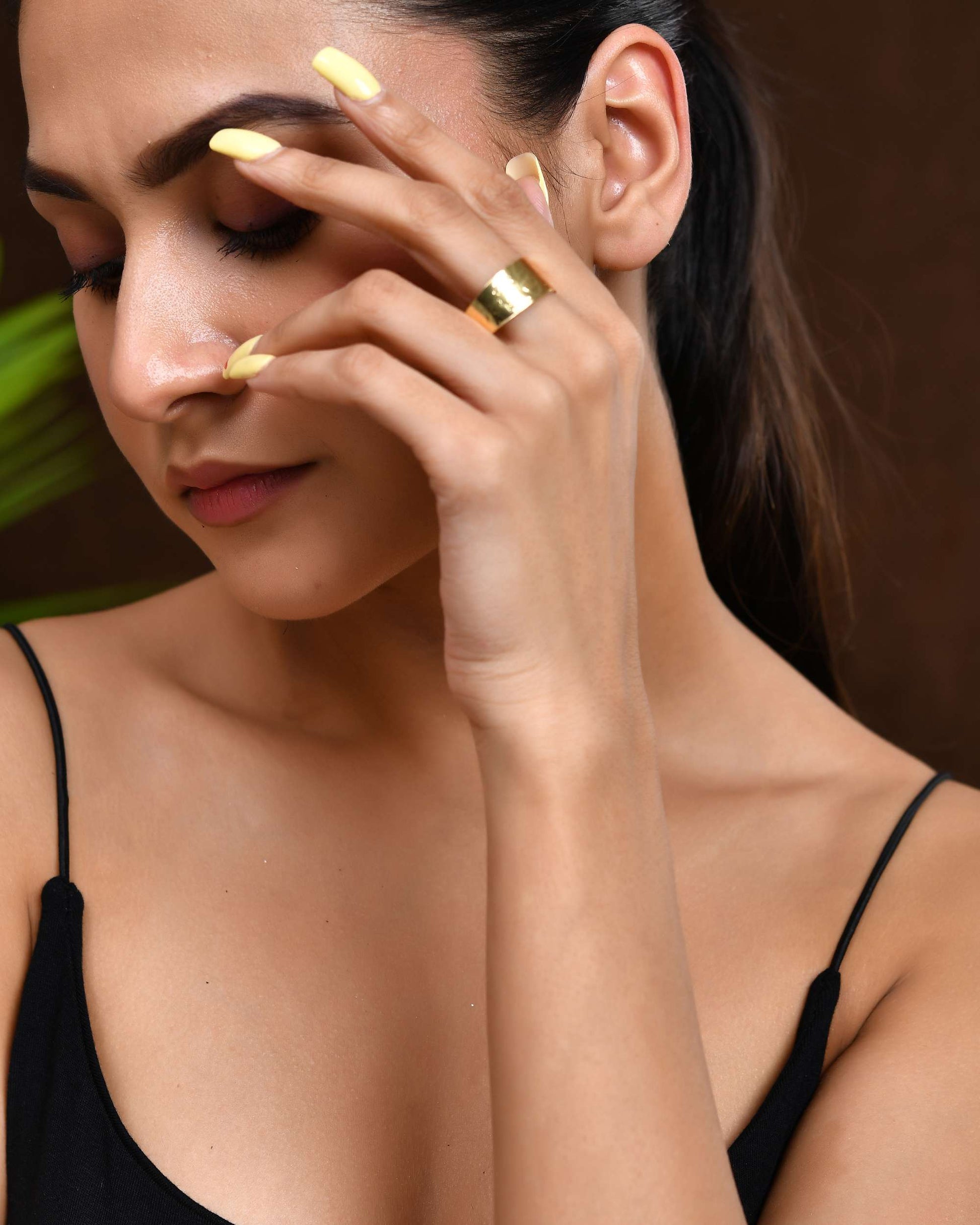 Jewels Nest Gold-Plated Matte Textured Open Band Ring – Anti-Tarnish Adjustable Finger Ring for Women 