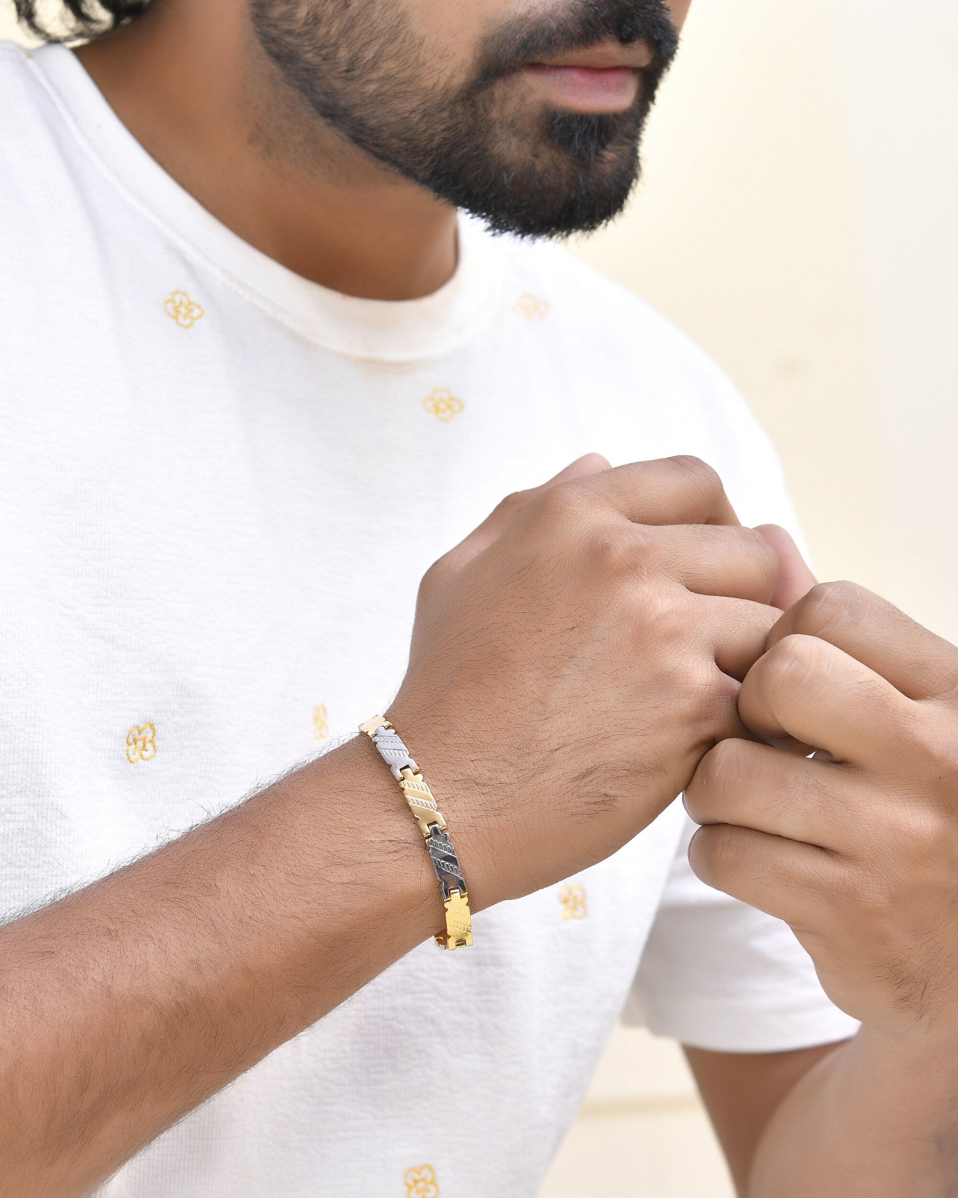 Jewels Nest Elegant Two-Tone Gold & Silver Bracelet Jewels Nest