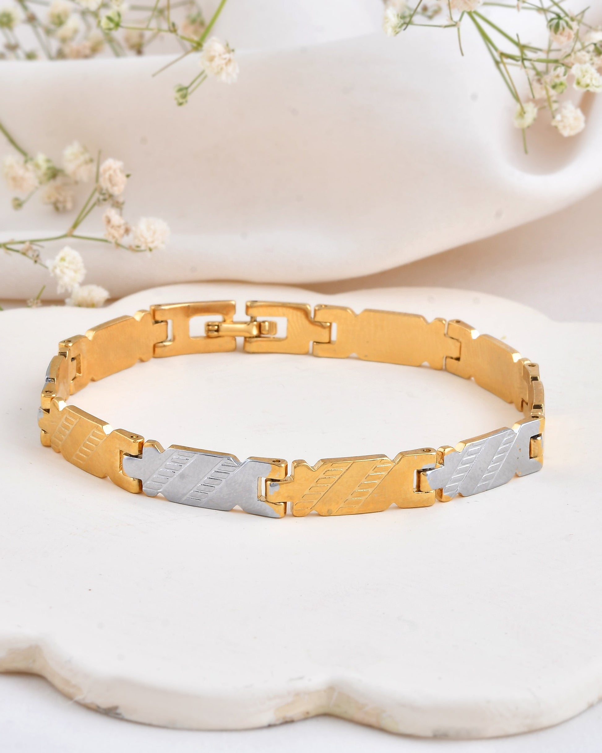 Jewels Nest Elegant Two-Tone Gold & Silver Bracelet Jewels Nest