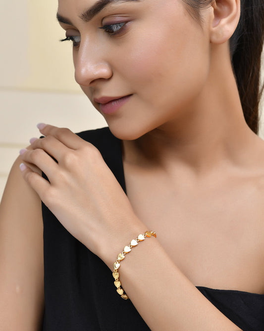 Jewels Nest Elegant Fancy Gold Bracelet with Heart-Shaped Links Jewels Nest
