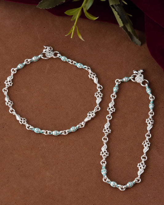 Jewels Nest Set of 2 Silver-Plated Anklets with Green Beads & Leaf Motifs 