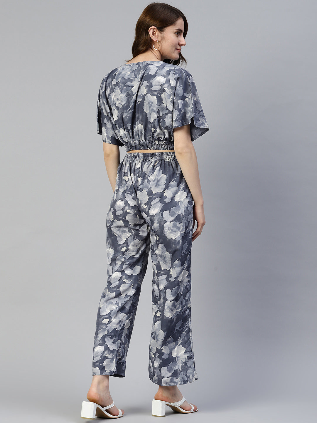 Jainish Women's Grey Printed Crop Top With Palazzos 