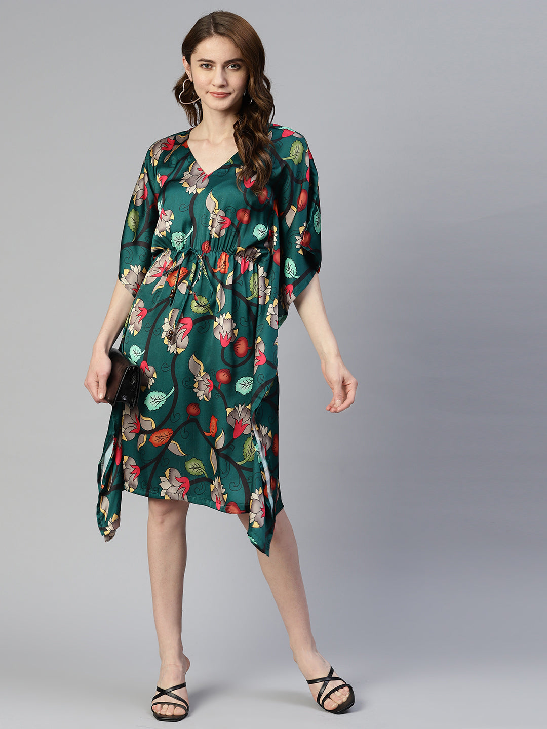 Jainish Women's Green Kaaftan dress