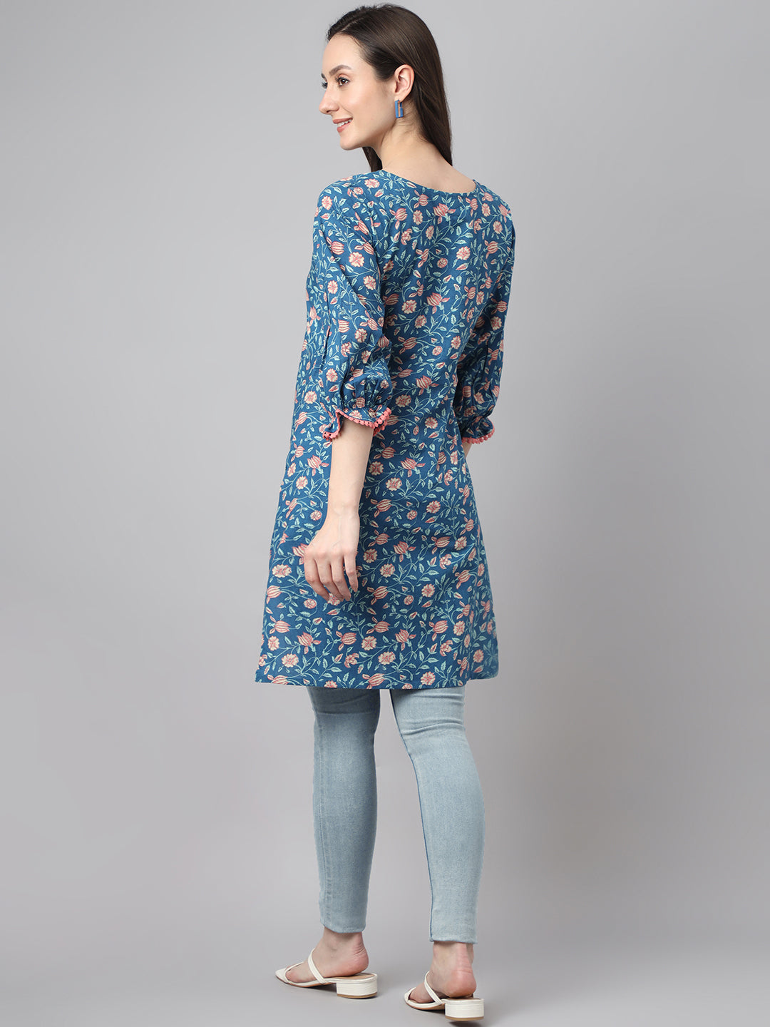 Janasya Women's Blue Cotton Floral Print Casual Regular Tunic 