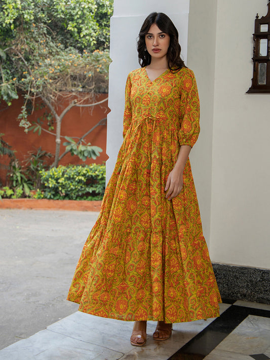 Janasya Green Cotton Printed Tiered Dress 