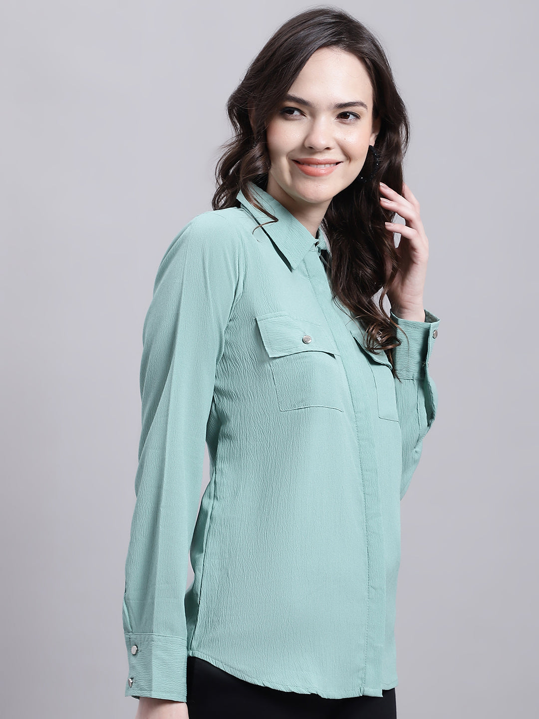 Jainish Women's Green Solid Shirt