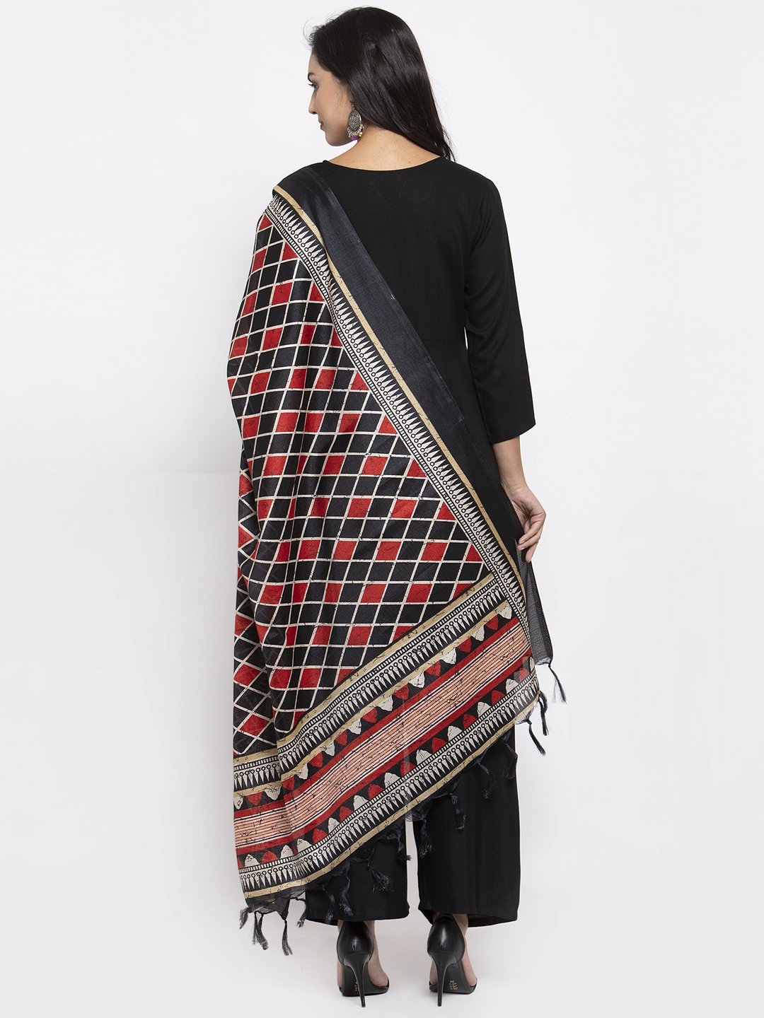 Jompers Women Black & Red Solid Kurta with Palazzos & Dupatta