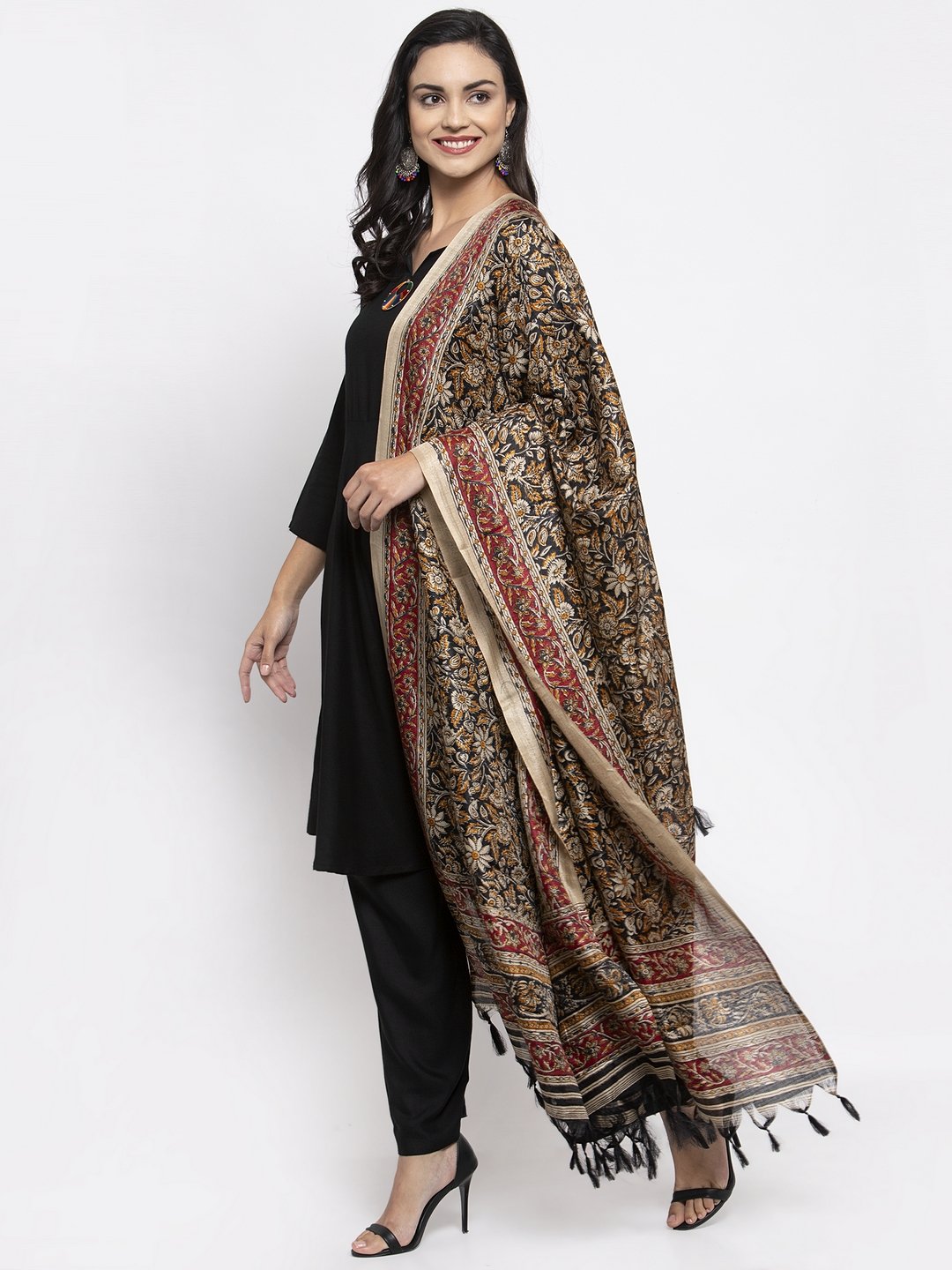 Jompers Women Black & Red Solid Kurta with Palazzos & Printed Dupatta