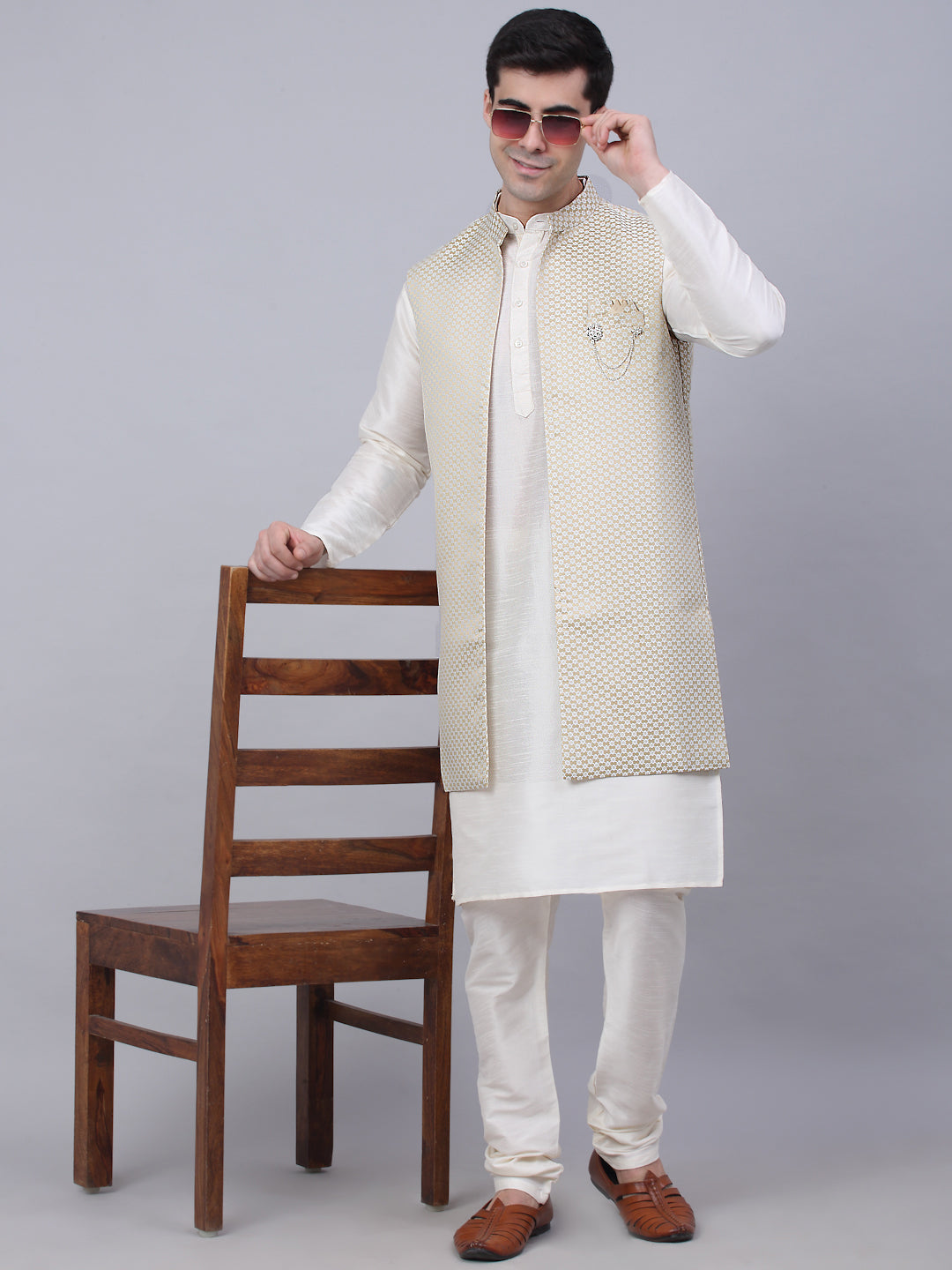Jompers Men's Solid Kurta Pyjama With Shrug Jacket - Beige
