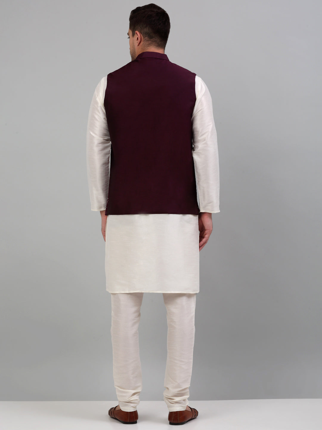 Jompers Men's Embroidered Nehru Jacket With Solid Kurta Pyjama Set - Purple