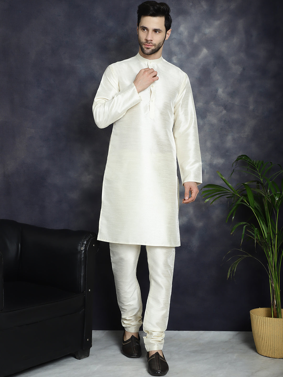 Jompers Men's Sequins and Embroidred Nehru Jacket With Solid Kurta Pyjama - Grey