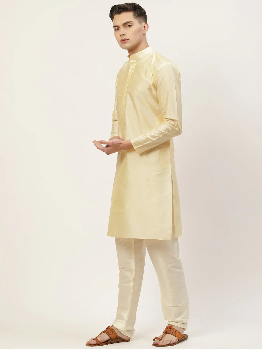 Jompers Men's Solid Kurta Pyjama With Floral Peach Printed Nehru Jacket