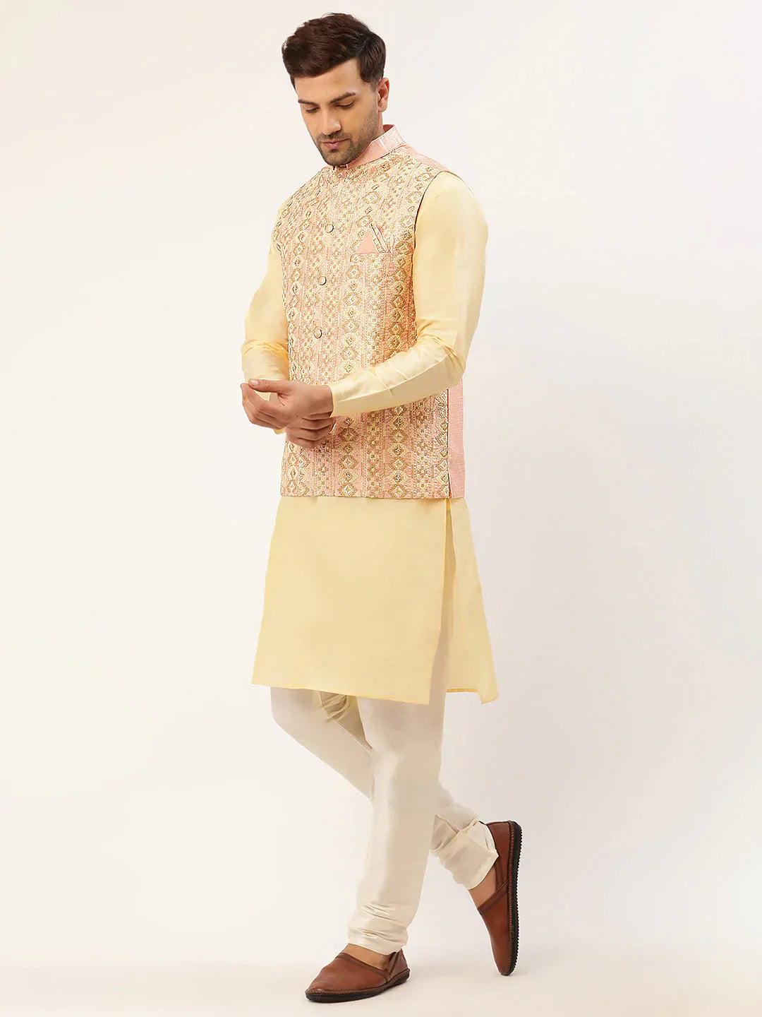 Jompers Men's Solid Kurta Pyjama With Pink Embroidered Nehru Jacket