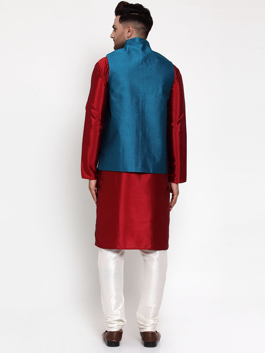 Jompers Men's Solid Dupion Kurta Pajama with Woven Nehru Jacket (Blue & Maroon)