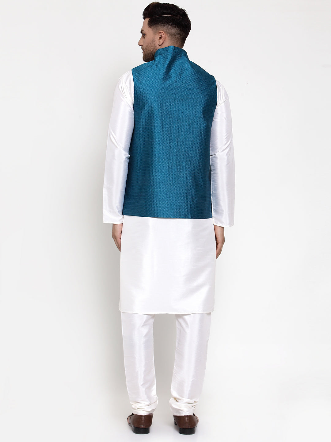 Jompers Men's Solid Dupion Kurta Pajama with Woven Nehru Jacket (Blue)