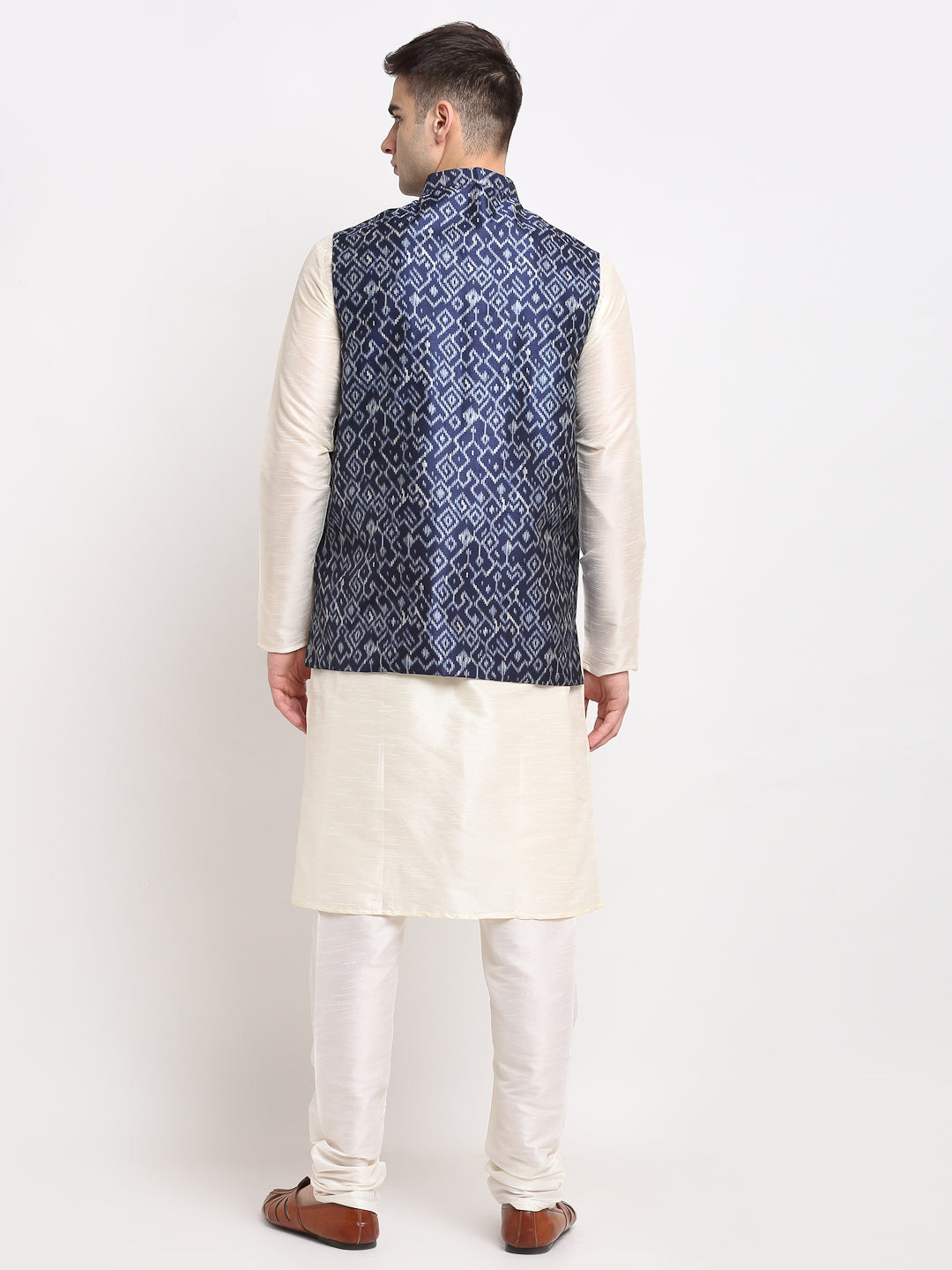 Jompers Men's Off-white Dupion Silk Kurta with Churidar&Nehru Jacket(Blue)