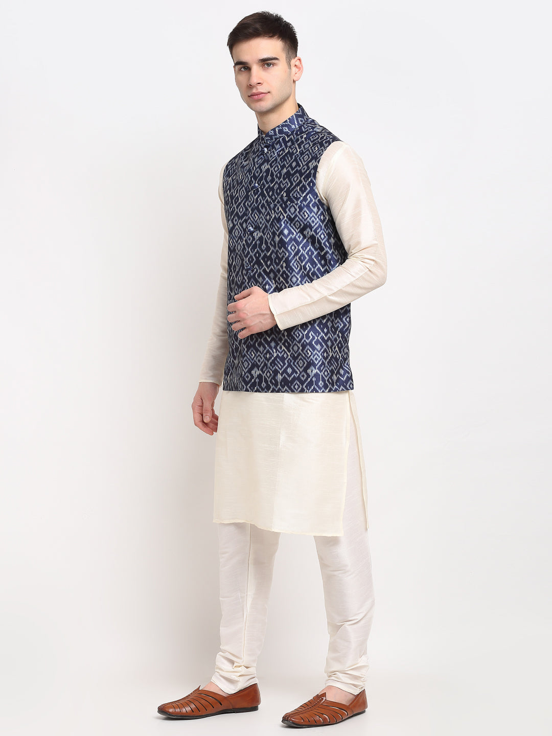 Jompers Men's Off-white Dupion Silk Kurta with Churidar&Nehru Jacket(Blue)