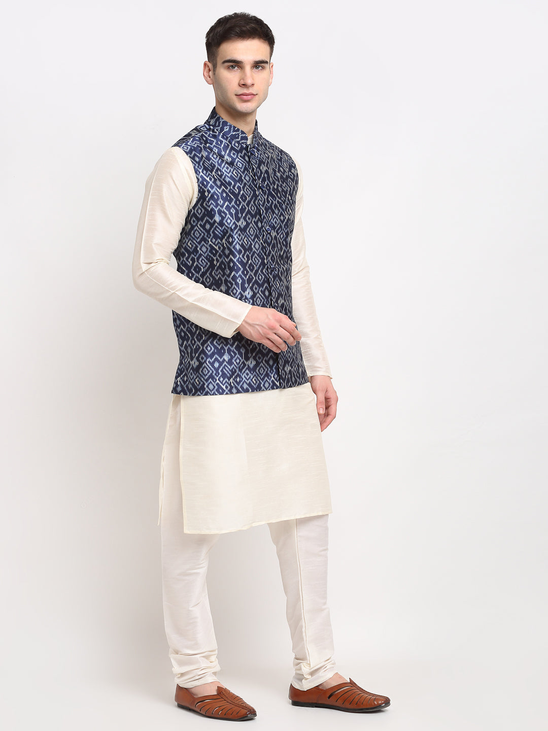 Jompers Men's Off-white Dupion Silk Kurta with Churidar&Nehru Jacket(Blue)