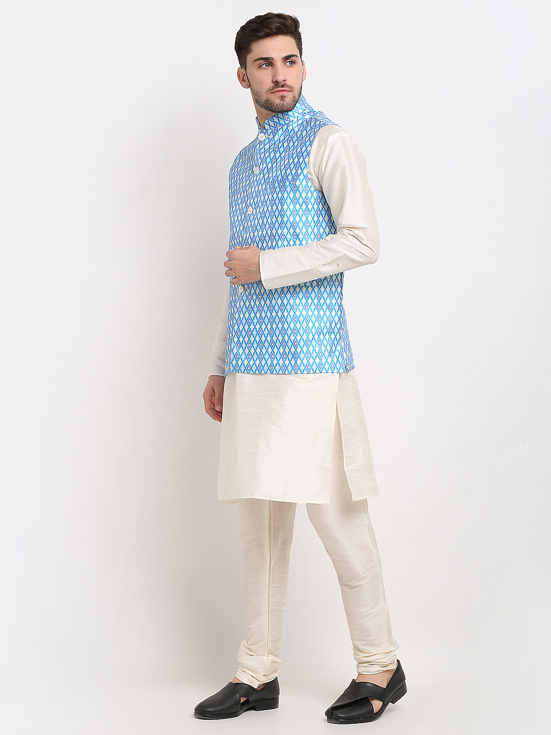 Jompers Men's Ikat Print Nehru Jacket & Kurta Pyjama
