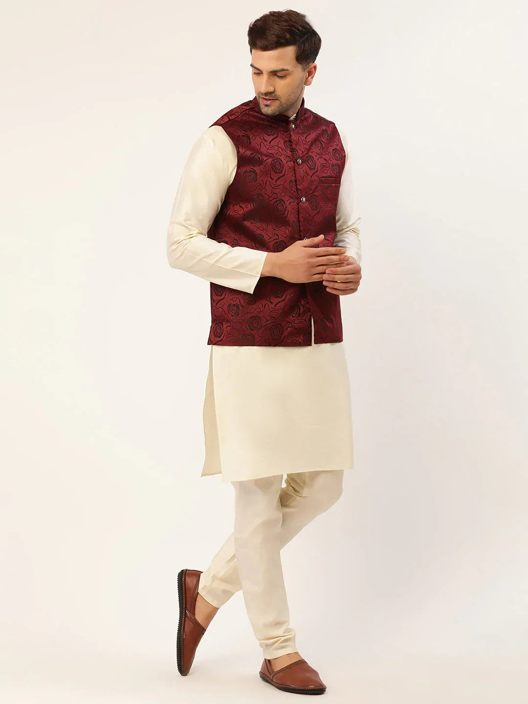 Jompers Men's Solid Kurta Pyjama With Maroon Floral Embroidered Nehru Jacket