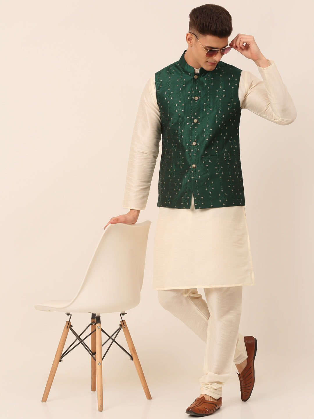 Jompers Men's Solid Dupion Silk Kurta Pyjama With Embroidered Nehru Jacket - Green