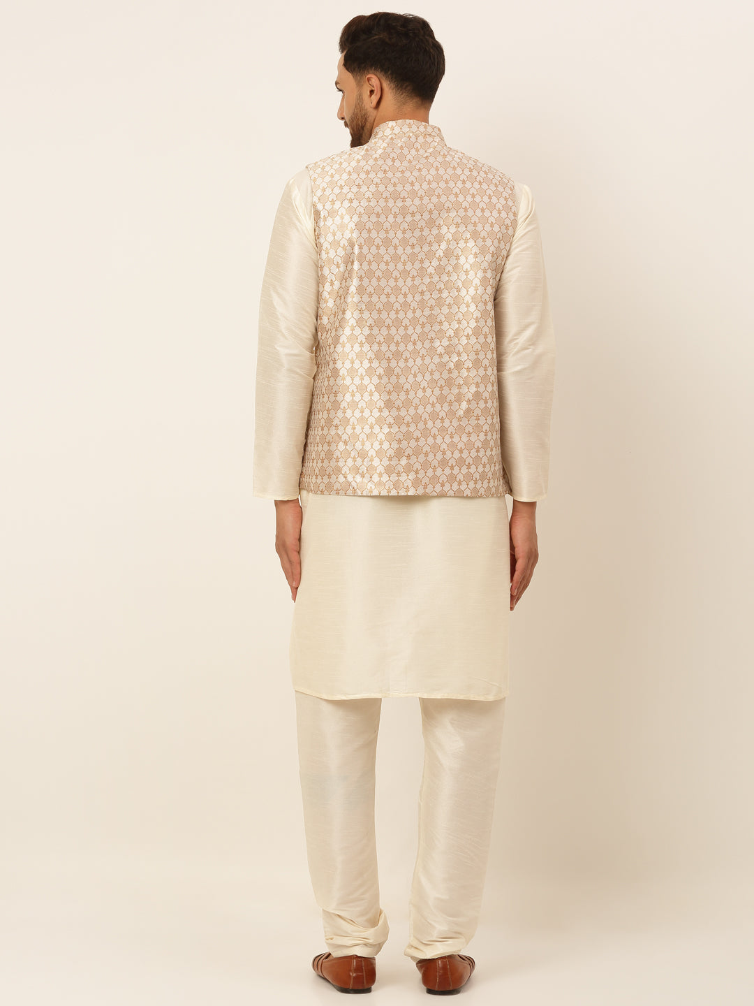 Jompers Men's Solid Kurta Pyjama With Nehru Jacket - Silver