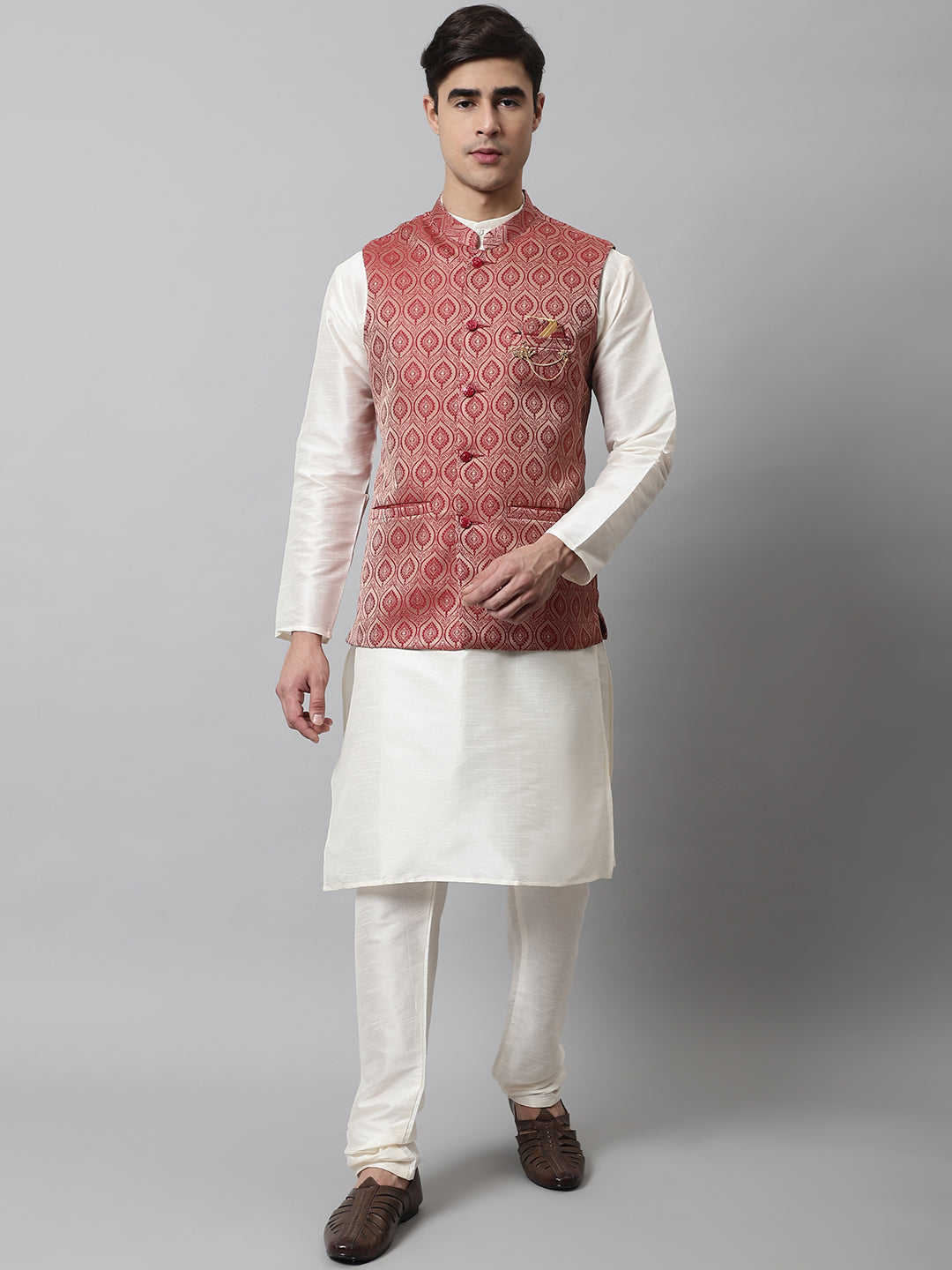 Jompers Men's Off White Solid Kurta Pyjama with Maroon Woven Design Nehru Jacket