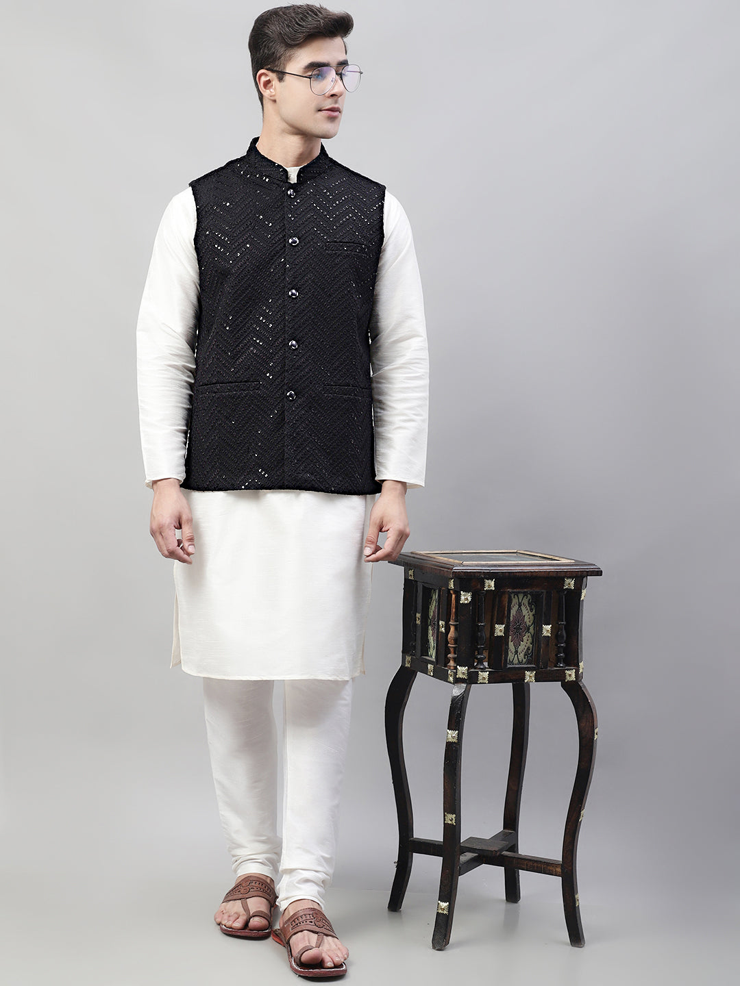Jompers Men's White Solid Kurta Pyjama with Black Embroidered Nehru Jacket