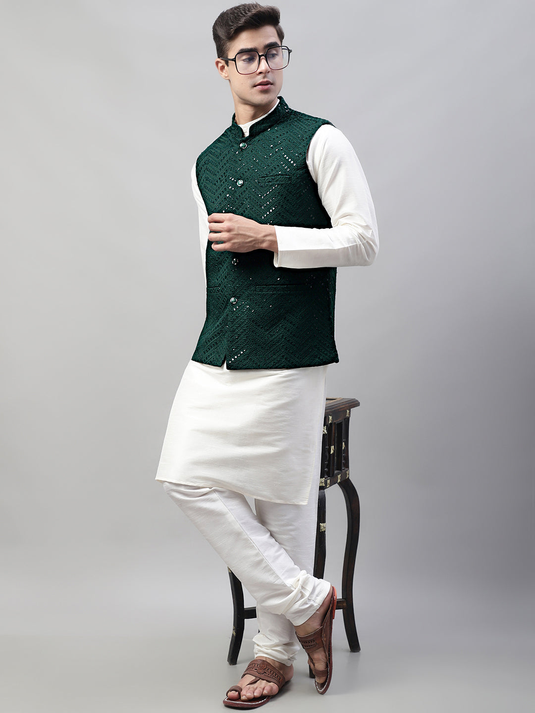 Jompers Men's White Solid Kurta Pyjama with Olive Green Embroidered Nehru Jacket