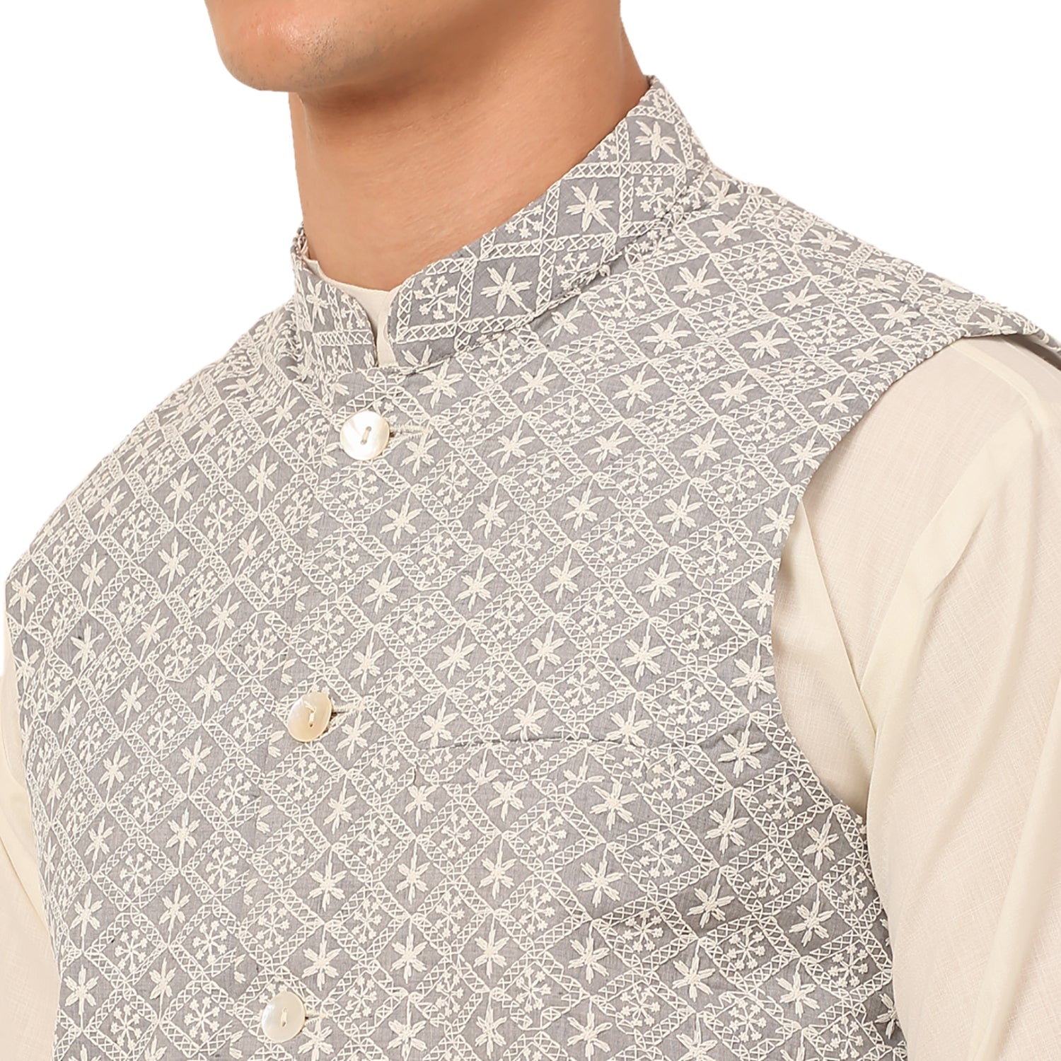 Jompers Men's White Cotton Blend Kurta with Pyjamas & Embroidered Nehru Jacket
