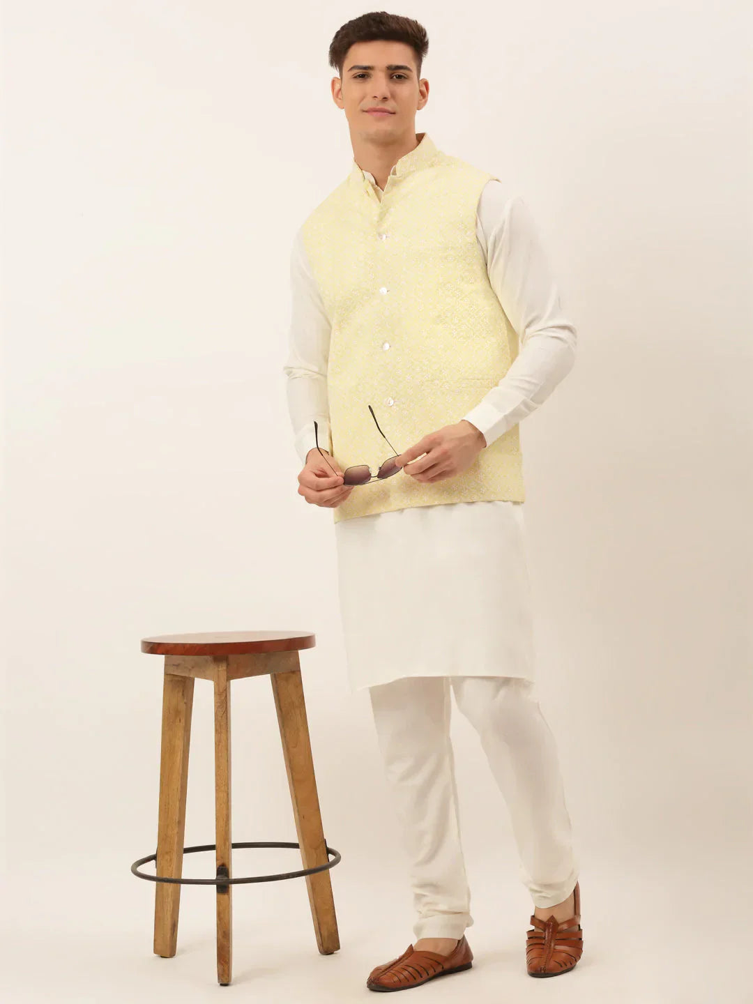Jompers Men's White Cotton Blend Kurta with Pyjamas & Yellow Embroidered Nehru Jacket