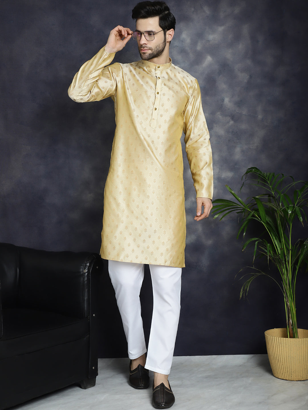 Jompers Men's Woven Design Silk Blend Kurta with Pyjama - Golden