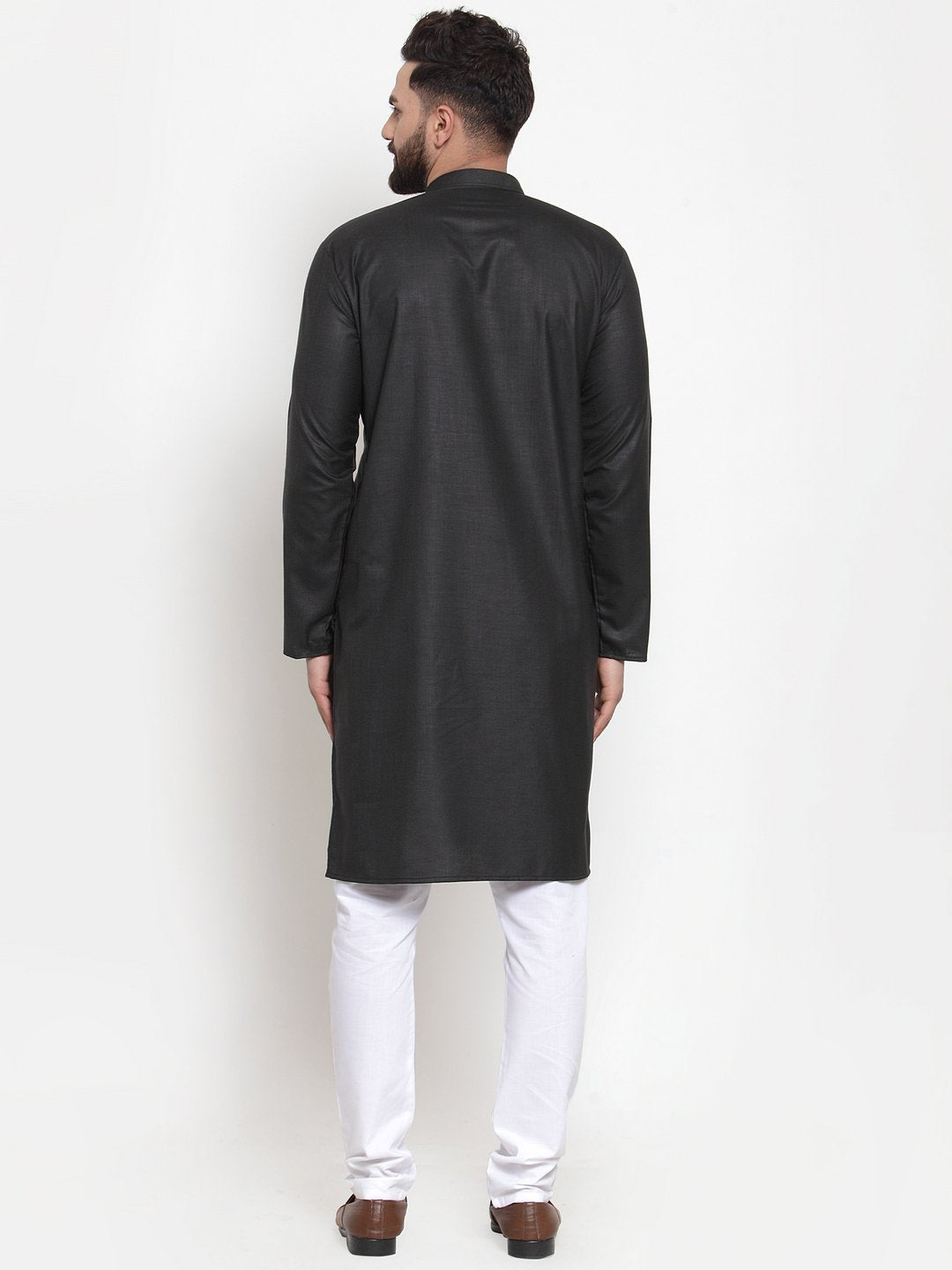 Jompers Men Black Solid Kurta with Churidar