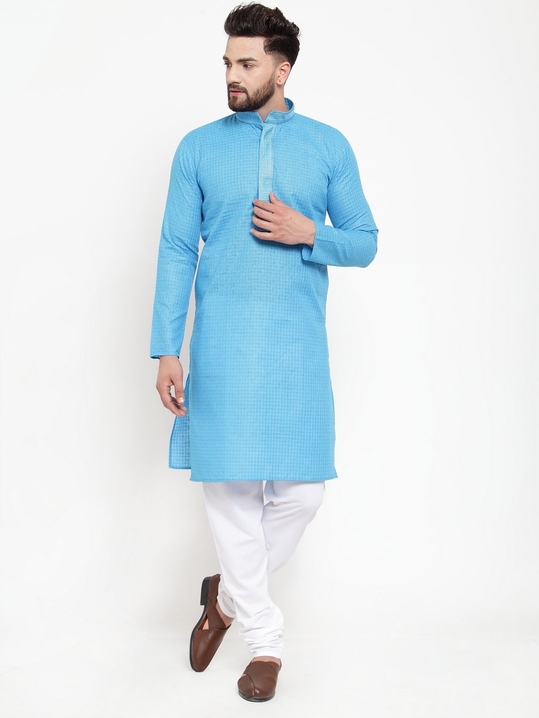 Jompers Men Blue & White Embroidered Kurta Only