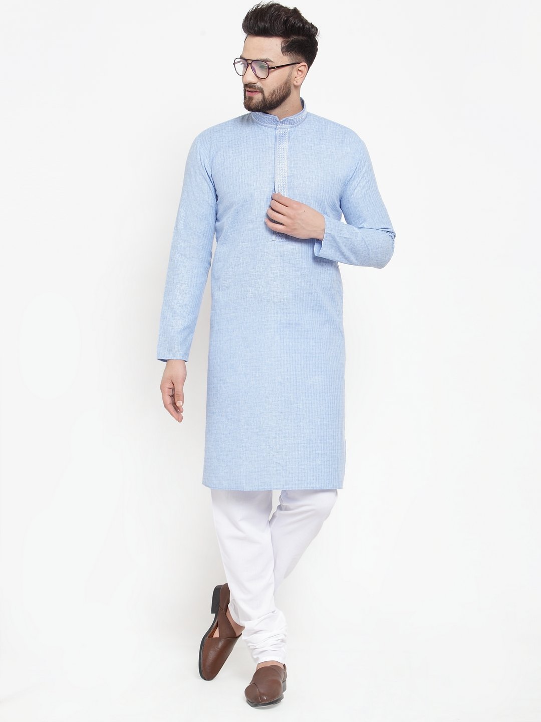 Jompers Men Blue & White Embroidered Kurta with Chudidar