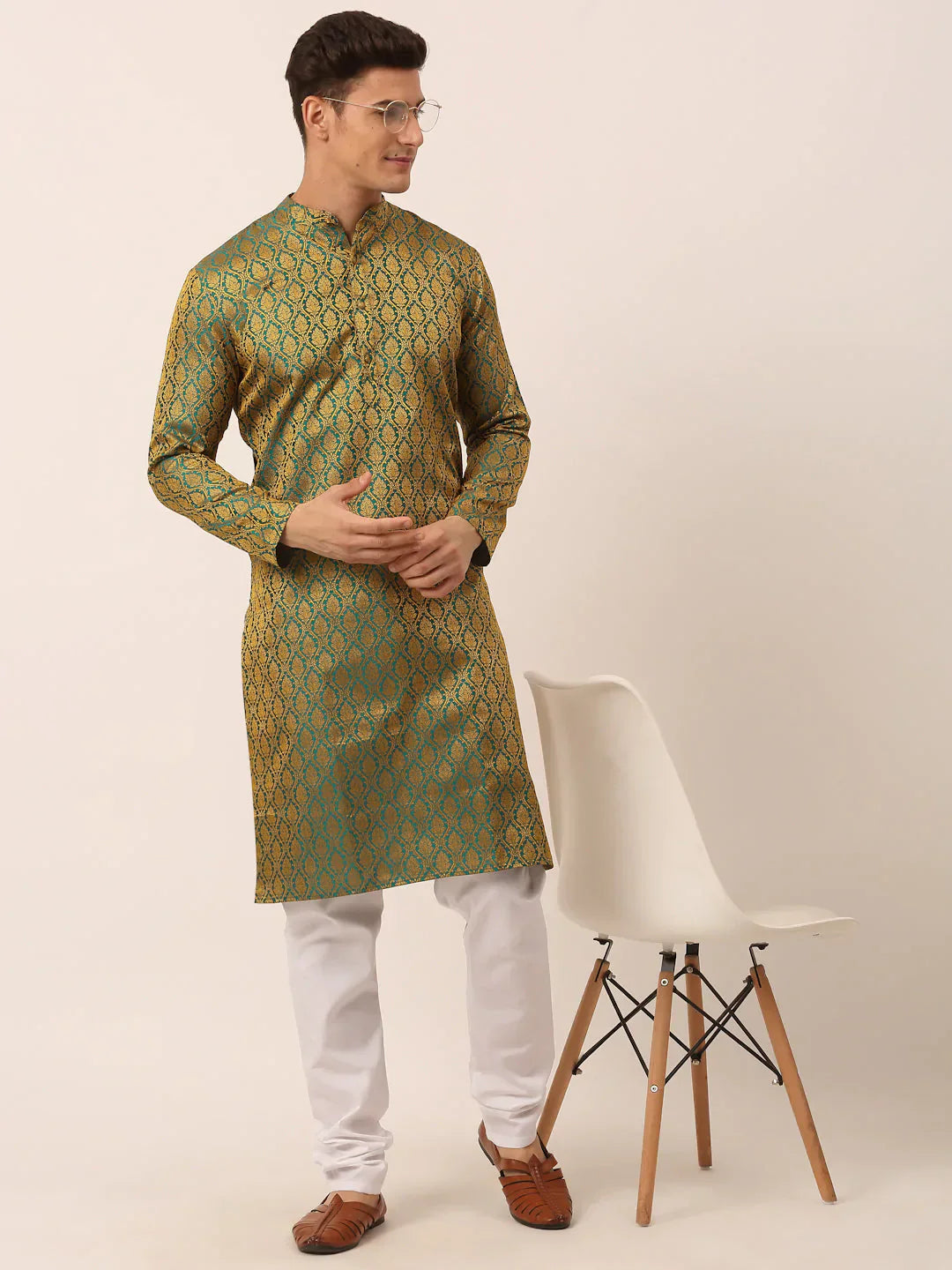 Jompers Men's Woven Design Jacquard Kurta Pyjama - Green