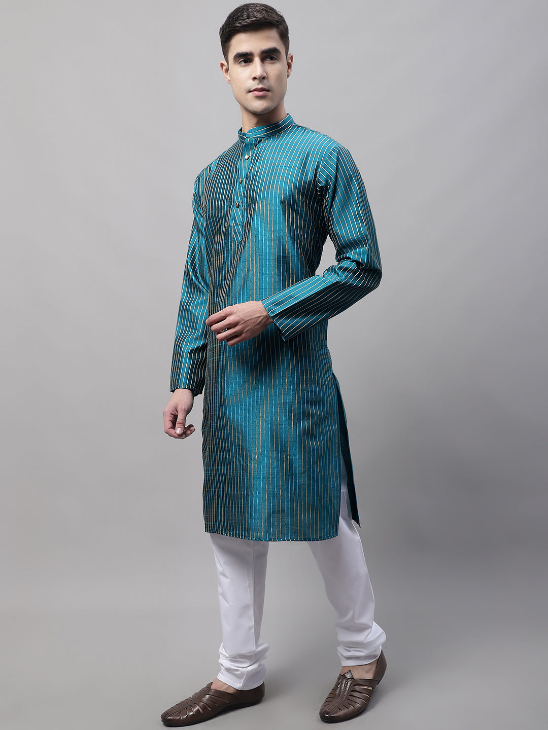 Jompers Men's Peacock Blue Embroidered Design Kurta with Pyjamas