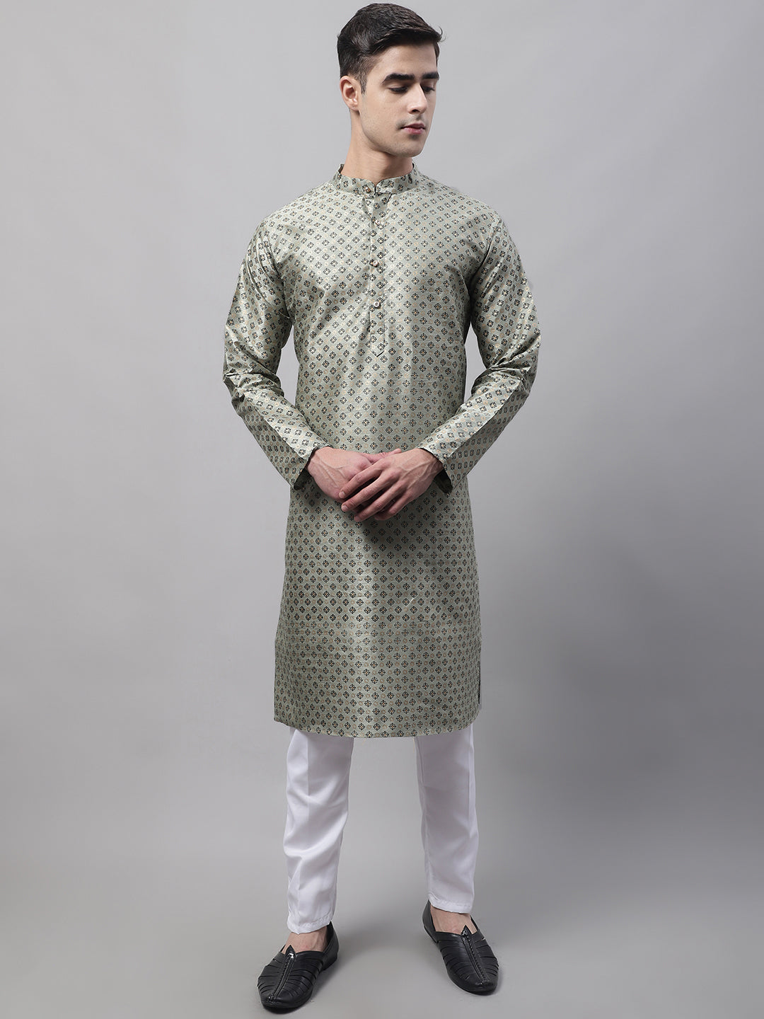 Jompers Men's Green Printed Silk Blend Kurta Payjama