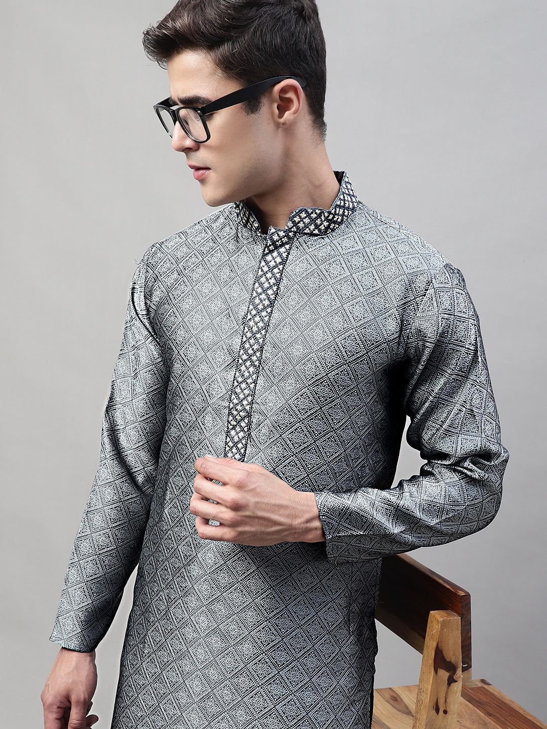 Jompers Men's Grey Collar Embroidered Silk Jacquard Kurta Pyjama