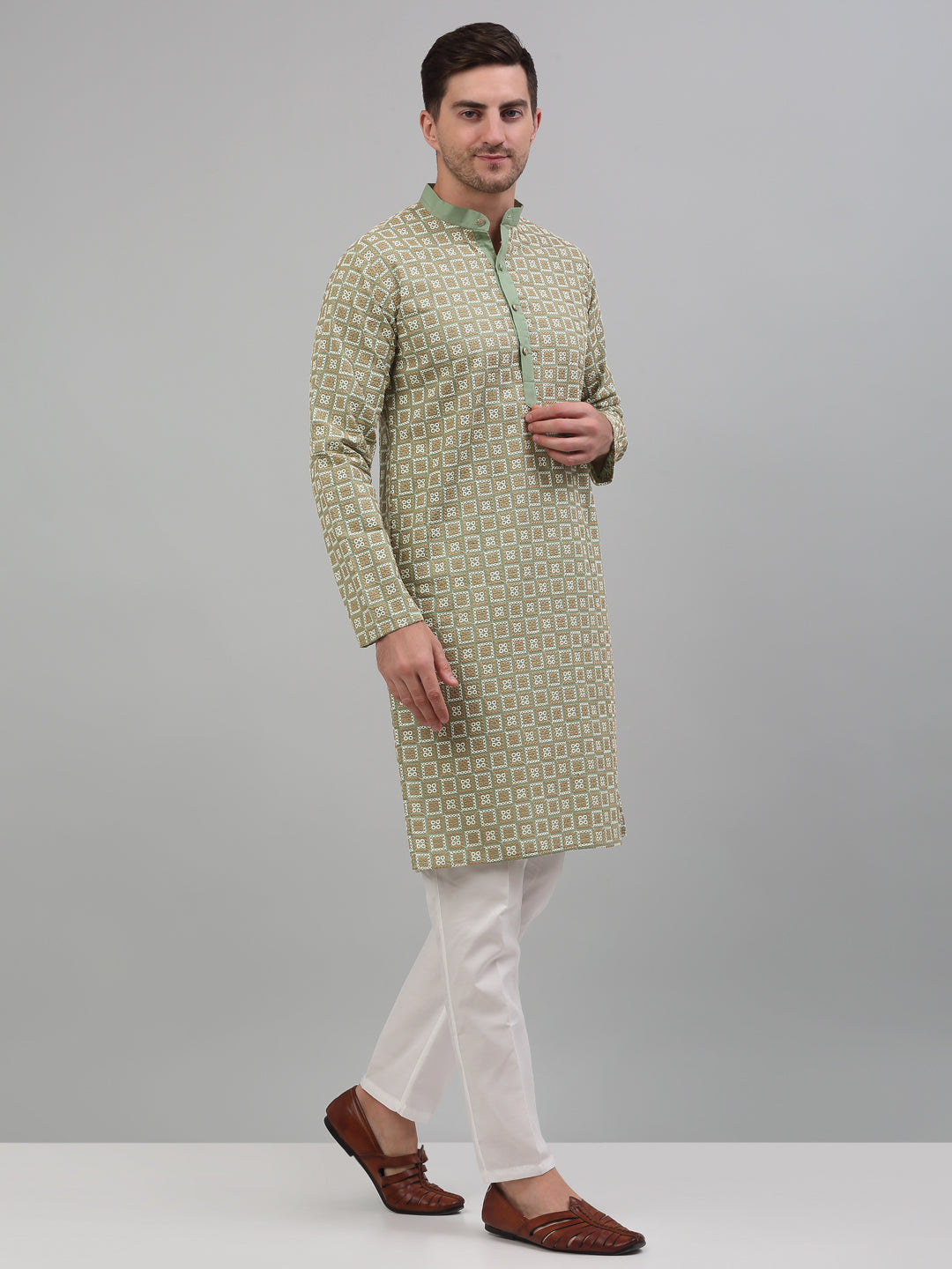 Jompers Men's Green Embroidered Kurta with Pyjama