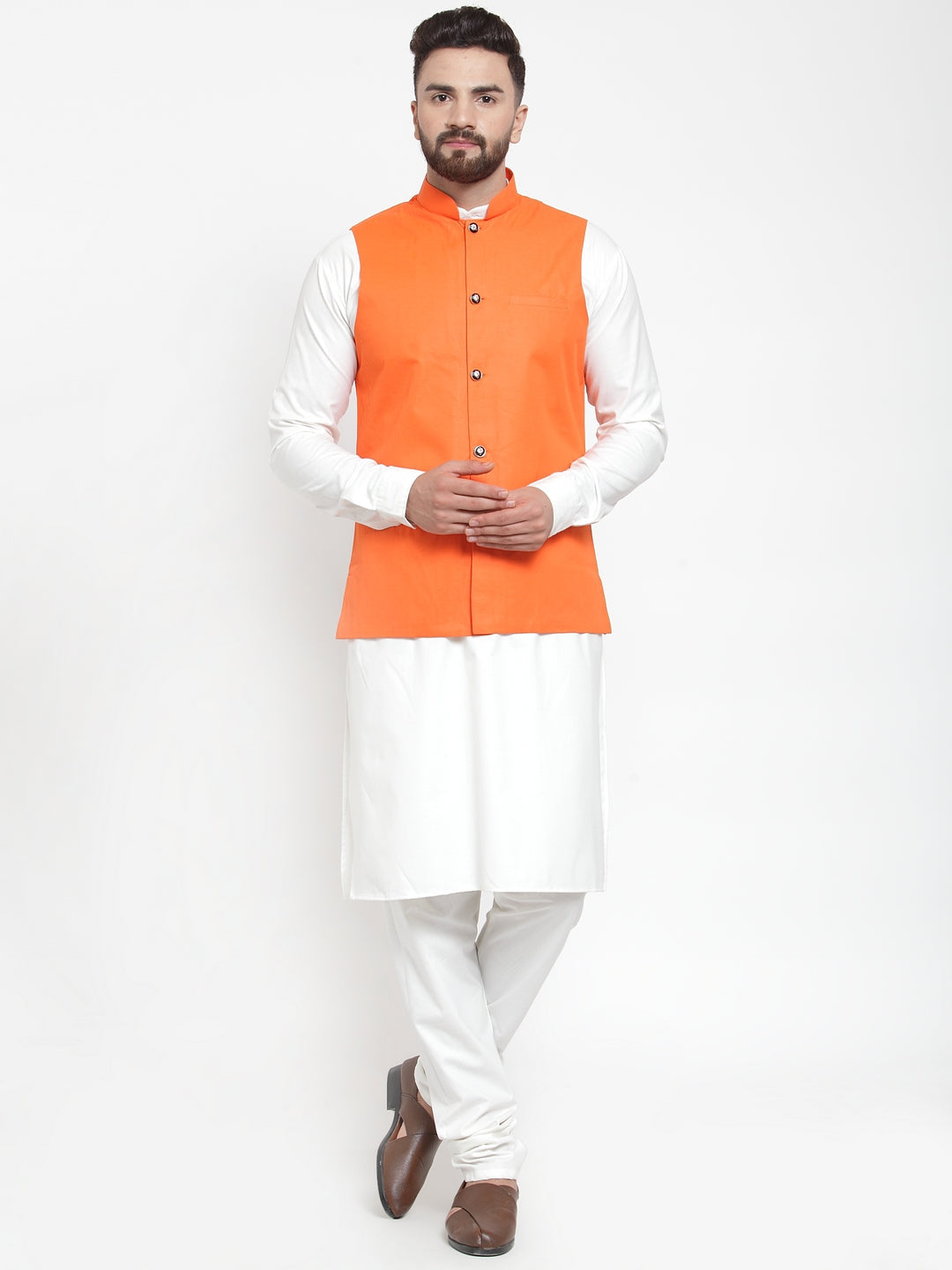 Jompers Men Solid Kurta Pajama with Solid Waistcoat