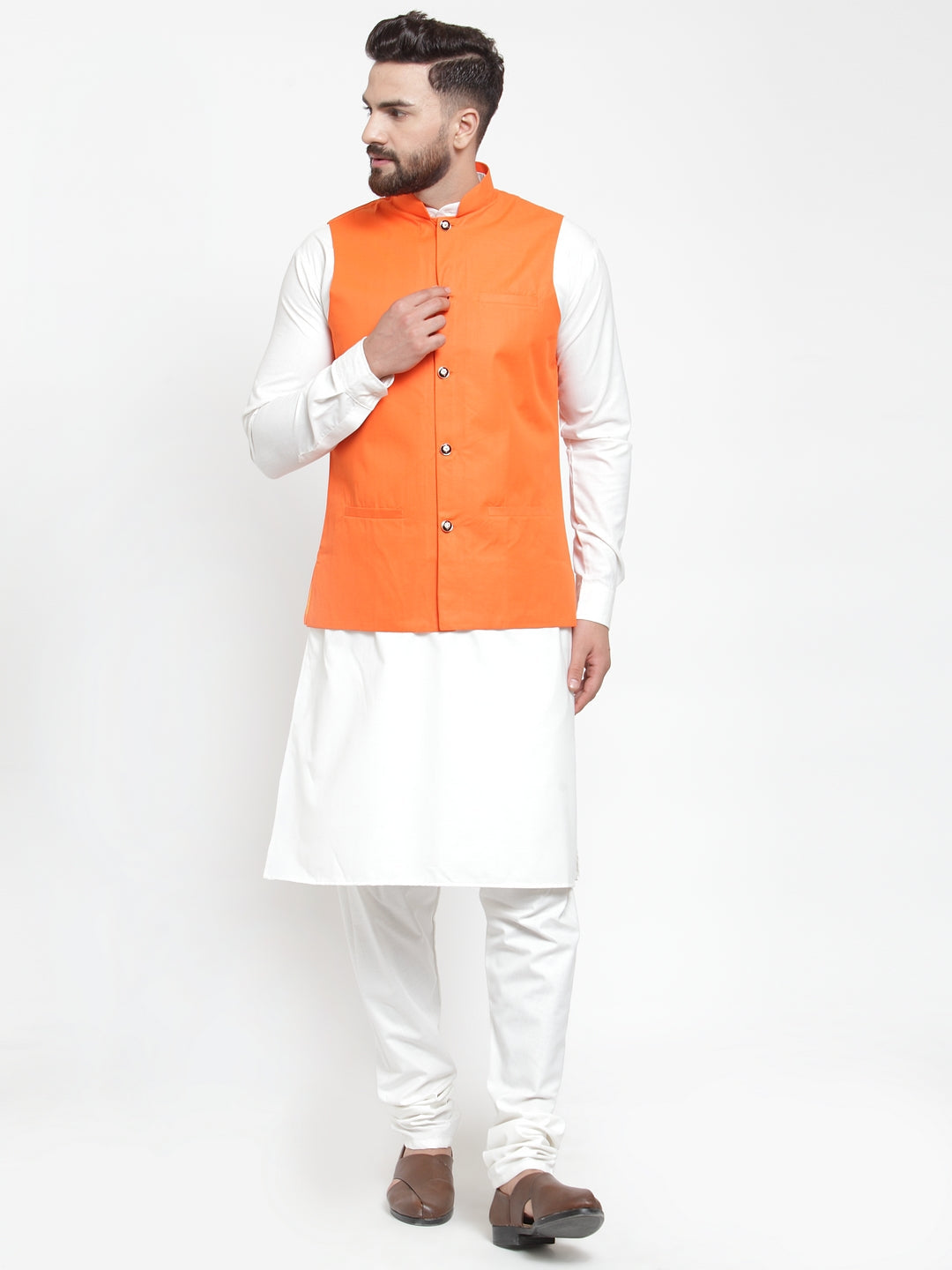 Jompers Men Solid Kurta Pajama with Solid Waistcoat